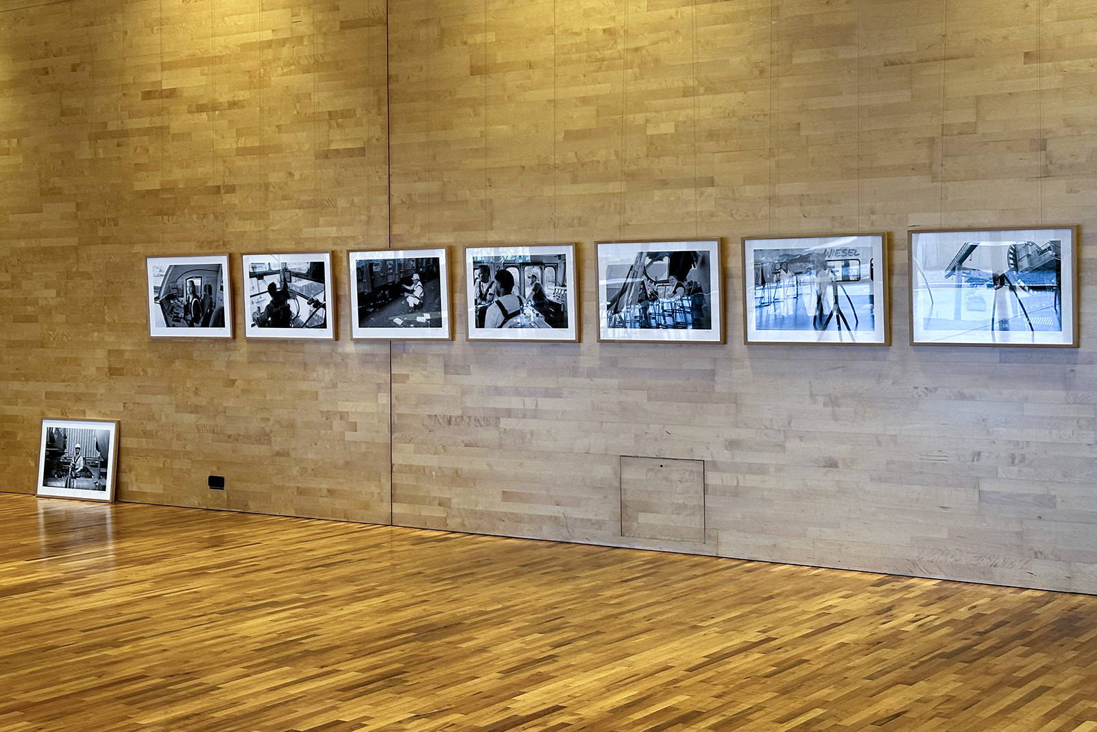 Begleitung der Buchpräsentation zum Fotobuch von Hans Kohler mit Originalfotografien aus dem Buch